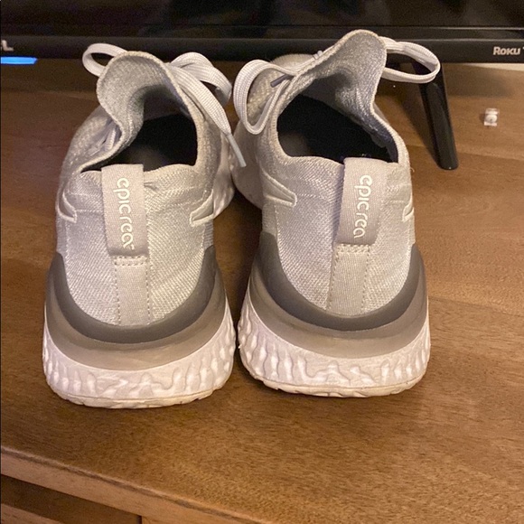 nike shoes - Picture 4 of 6